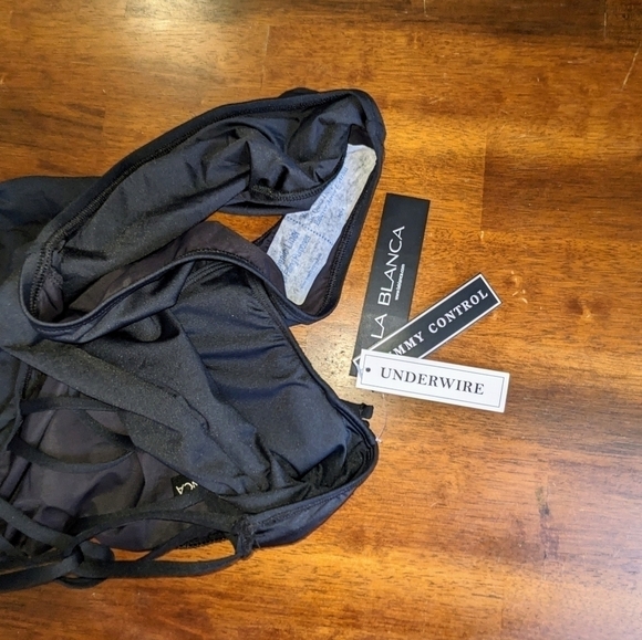 La Blanca Island Goddess Scoop Front One Piece Swimsuit - Picture 3 of 6